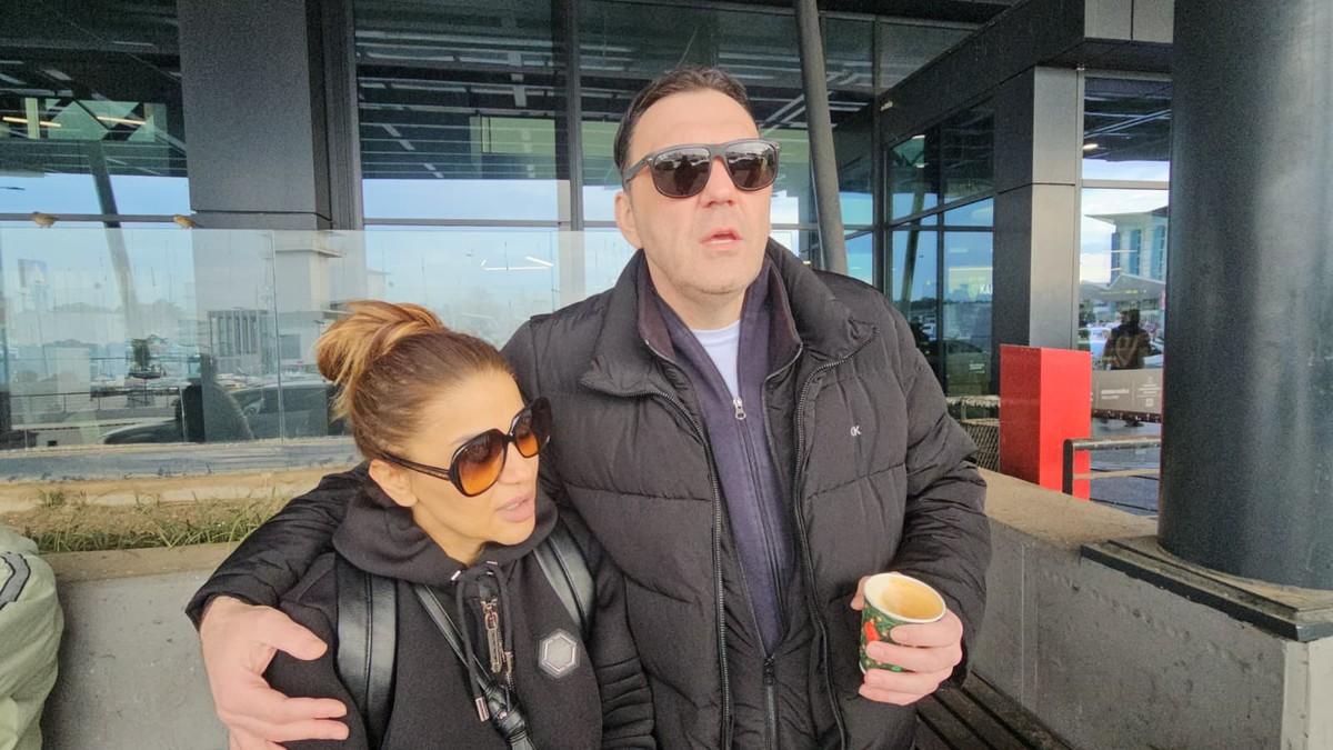 kasper-dolazi-u-“lazu”-da-se-raspita-za-minino-zdravlje-pevacici-telefon-iskljucen,-ne-moze-da-je-cuje,-a-posete-nema kasper-dolazi-u-“lazu”-da-se-raspita-za-minino-zdravlje-pevacici-telefon-iskljucen,-ne-moze-da-je-cuje,-a-posete-nema