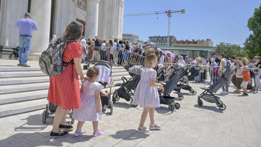 odanost-kosovskom-zavetu-oglasila-se-spc:-pojas-presvete-bogorodice-u-hramu-svetog-save-do-subote odanost-kosovskom-zavetu-oglasila-se-spc:-pojas-presvete-bogorodice-u-hramu-svetog-save-do-subote