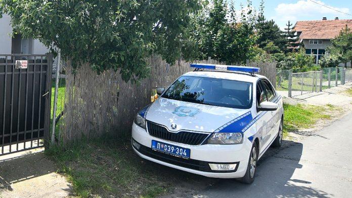 izbo-nevencanu-suprugu-i-njenog-dedu!-horor-u-kragujevcu:-zrtve-hitno-prevezene-u-bolnicu