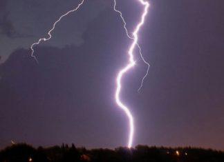 RHMZ SE HITNO OGLASIO: Srbija na udaru snažnog nevremena, evo kada nepogode stižu u Beograd rhmz-se-hitno-oglasio:-srbija-na-udaru-snaznog-nevremena,-evo-kada-nepogode-stizu-u-beograd