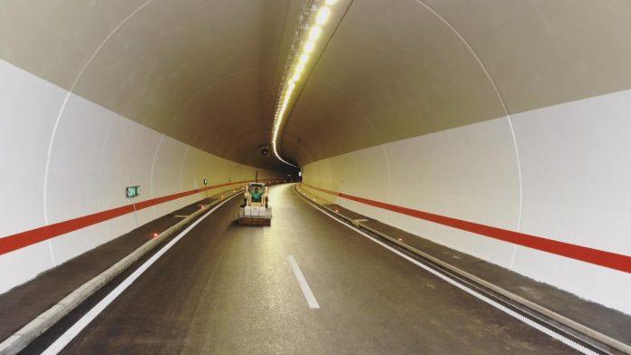 radovi-na-vaznoj-deonici:-izmenjen-rezim-saobracaja-u-tunelima-na-auto-putu-milos-veliki