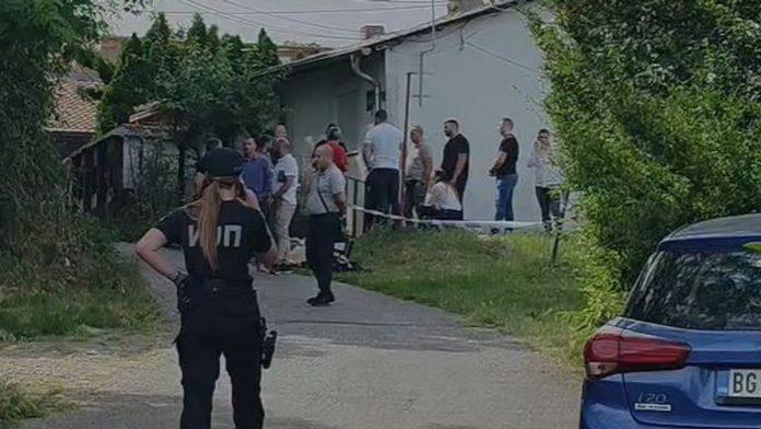 ubio-ocuha-svog-oca!?-novi-detalji-brutalnog-ubistva-u-beogradu:-zrtva-(92)-lezala-u-krevetu,-rodak-ga-udario-sekirom-u-glavu
