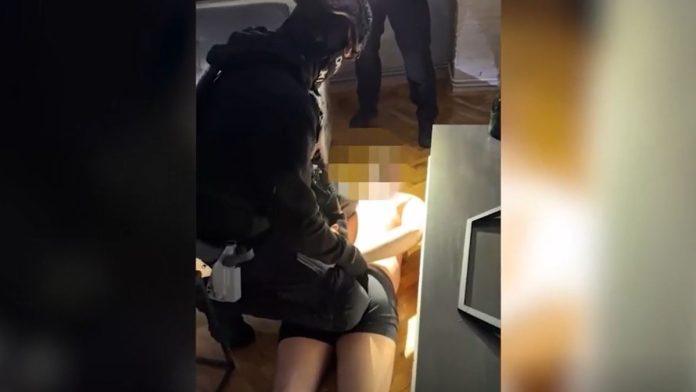 “policija,-lezi-dole!”-ovako-je-uhapsena-krimi-banda-iz-beograda-i-novog-sada,-vrednost-zaplenjenih-narkotika-procenjena-na-200.000-evra!-(foto/video)