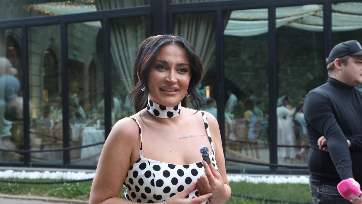 “ljudi-dodu-do-tacke-pucanja”-mina-kostic-i-dalje-na-psihijatriji,-kolege-zabrinute:-“zao-mi-je,-zelim-joj-brz-oporavak”-(video) “ljudi-dodu-do-tacke-pucanja”-mina-kostic-i-dalje-na-psihijatriji,-kolege-zabrinute:-“zao-mi-je,-zelim-joj-brz-oporavak”-(video)