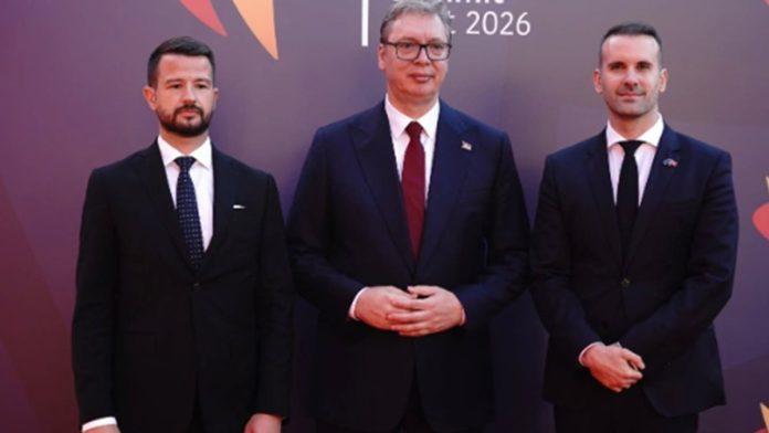“sa-domacinima-ovogodisnjeg-samita”-vucic-objavio-fotografije-sa-jakovom-milatovicem-i-milojkom-spajicem