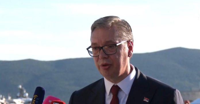 “necu-da-prihvatim-istorijske-falsifikate”-vucic-iz-tivta:-mi-nismo-otimali-teritoriju-crne-gore,-vazno-je-da-imamo-cescu-komunikaciju-i-razgovore