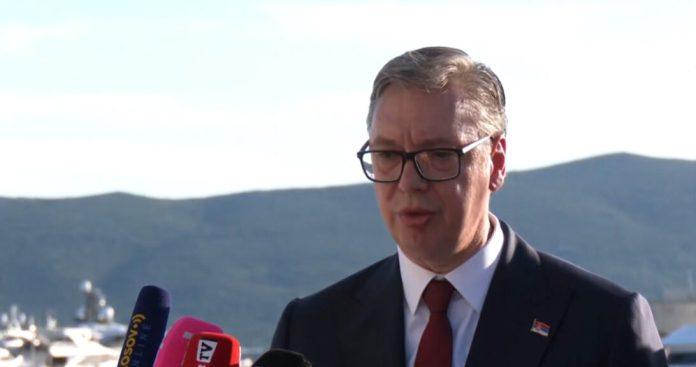 “da-otkrijemo-ljudima-o-cemu-se-tu-radi”-vucic-saopstio-detalje-o-avionu-koji-je-vracen-iz-tivta:-“nisu-gradani-srbije-ubijali-na-ulicama-podgorice-vec-obrnuto”