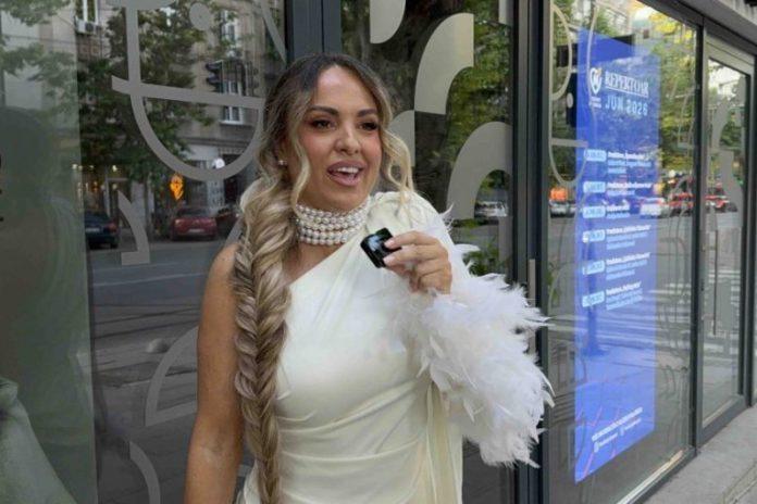 “mina-kostic-je-sama-kriva-za-sve!”-dragica-zlatic-urnisala-kaspera:-pisao-je-pevacicama,-tu-nesto-smrdi!-(video)