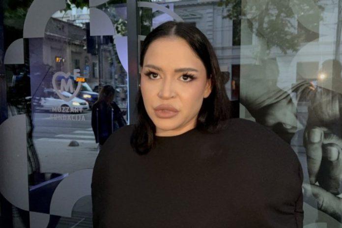 “treba-da-ih-bude-sramota!”-aleksandra-mladenovic-besna-kao-ris-zbog-mine-kostic,-progovorila-o-alkoholizmu!-(video,-galerija)