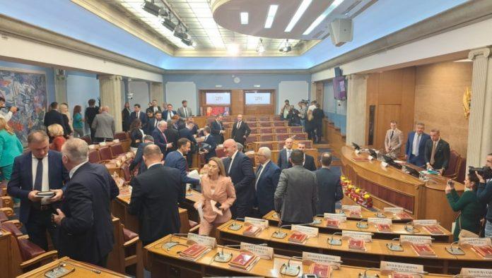 u-crnoj-gori-srbi-cine-33%-stanovnistva!-oni-su-sad-etiketirani-kao-antidrzavni-elementi-i-neprijatelji