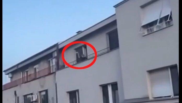 bruka-i-sramota:-blokaderka-gadala-flasom-vernike-koji-su-bili-u-redu-za-celivanje-pojasa-presvete-bogorodice-(video)