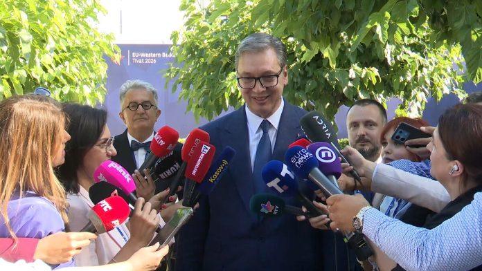 “zamolite-gradonacelnika-cetinja-da-jos-cesce-dolazi-u-beograd”-vucic-se-oglasio-nakon-samita-u-tivtu,-pa-porucio:-on-nikada-nece-da-vidi-takav-natpis-o-njemu