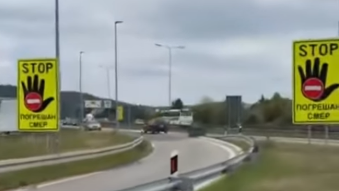 dokle-vise?-jos-jedna-voznja-u-kontrasmeru-na-auto-putu!-vozac-ignorisao-dva-saobracajna-znaka-upozorenja-kod-vrcina-pa-zalutao