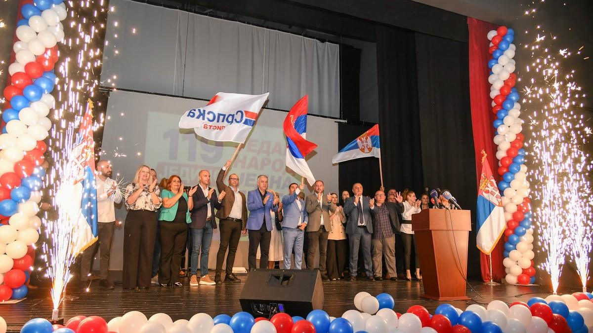 srpska-lista-odrzala-zavrsnu-konvenciju-u-gracanici:-jedinstvo-i-sloga-put-do-pobede srpska-lista-odrzala-zavrsnu-konvenciju-u-gracanici:-jedinstvo-i-sloga-put-do-pobede