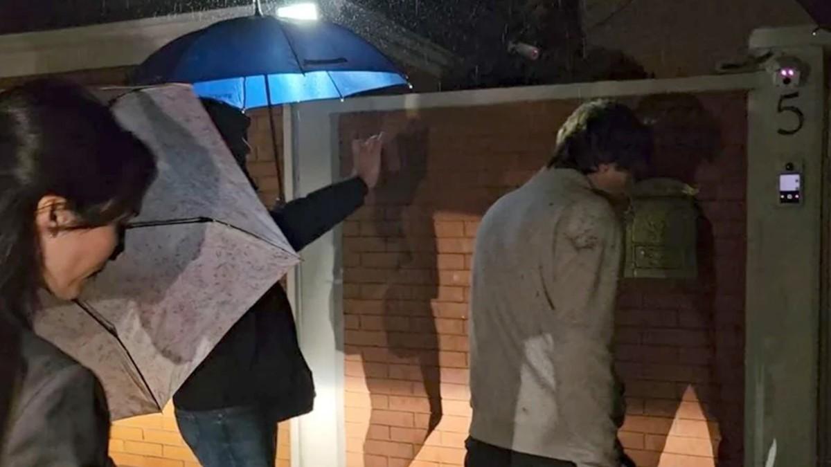 poslednje-zajednicko-pojavljivanje-jelisavete-i-teodosica-dosli-kod-brene-na-slavlje,-a-evo-kako-su-se-ponasali-pred-kamerama-(video) poslednje-zajednicko-pojavljivanje-jelisavete-i-teodosica-dosli-kod-brene-na-slavlje,-a-evo-kako-su-se-ponasali-pred-kamerama-(video)