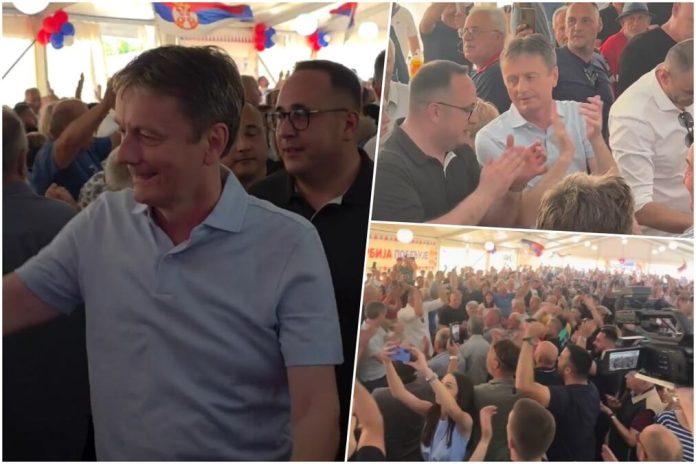 veliki-narodni-skup-“srbija-pobeduje”-kod-kraljeva!-ministra-glisica-docekalo-na-hiljade-ljudi,-okupljeni-kazu-da-“nema-gde-igla-da-padne”-(video)