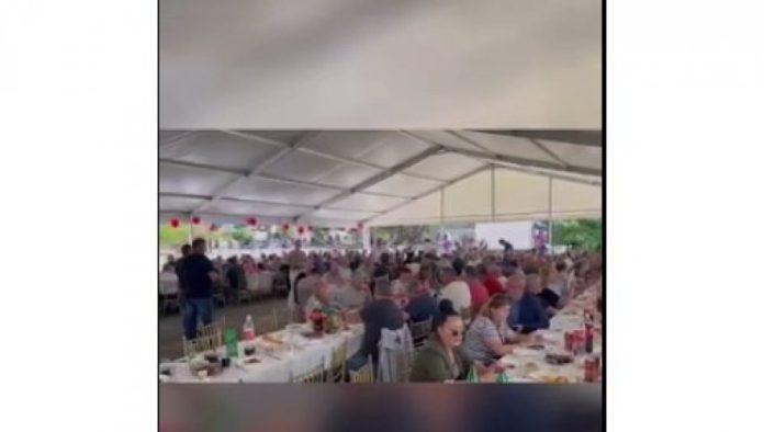 skup-u-raci:-selakovic-posetio-selo-vucic-(video)