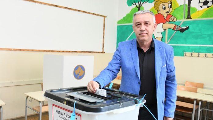 “hvala-srpskom-narodu-na-izvanrednim-rezultatima”-elek:-srpska-lista-osvojila-42.166-glasova,-odnosno-10-mandata-u-srpskim-sredinama