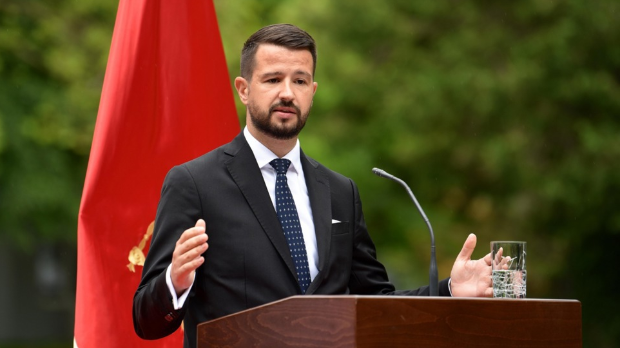 Милатовић-вратио-на-поновно-одлучивање-измене-закона-о-статусу-потомака-династије-Петровић-Његош Милатовић-вратио-на-поновно-одлучивање-измене-закона-о-статусу-потомака-династије-Петровић-Његош