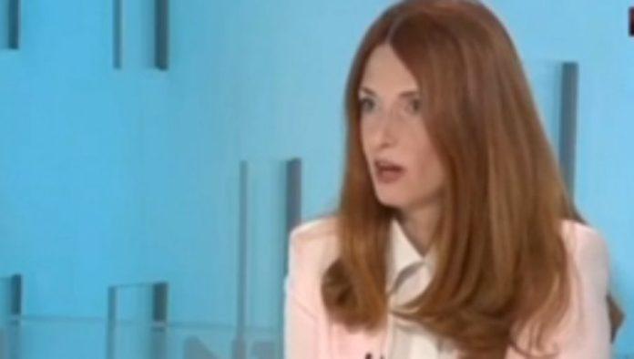 totalni-raskol-i-haos:-pukla-tikva-izmedu-“studenata”-i-opozicije-(video)