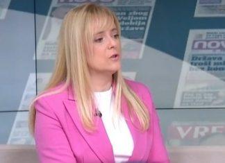 ŽAKLINA TATALOVIĆ UNELA TELEFON NA SUĐENjE KECMANOVIĆIMA: Hitno se oglasio ANS – Ko joj je dozvolio da prekrši pravilo? zaklina-tatalovic-unela-telefon-na-sudenje-kecmanovicima:-hitno-se-oglasio-ans-–-ko-joj-je-dozvolio-da-prekrsi-pravilo?