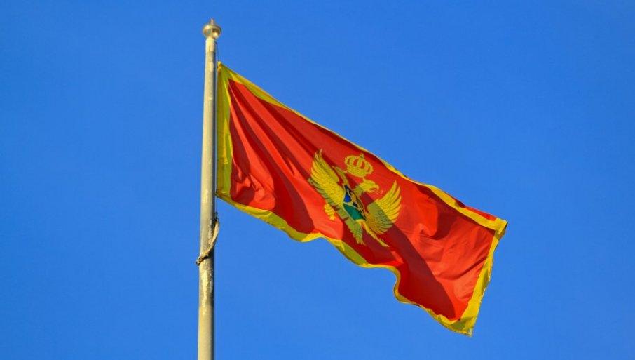 ustase-iz-crne-gore-porucile-srbima-da-nisu-dobrodosli:-kome-u-montenegru-vec-godinama-smeta-sve-srpsko-(video) ustase-iz-crne-gore-porucile-srbima-da-nisu-dobrodosli:-kome-u-montenegru-vec-godinama-smeta-sve-srpsko-(video)