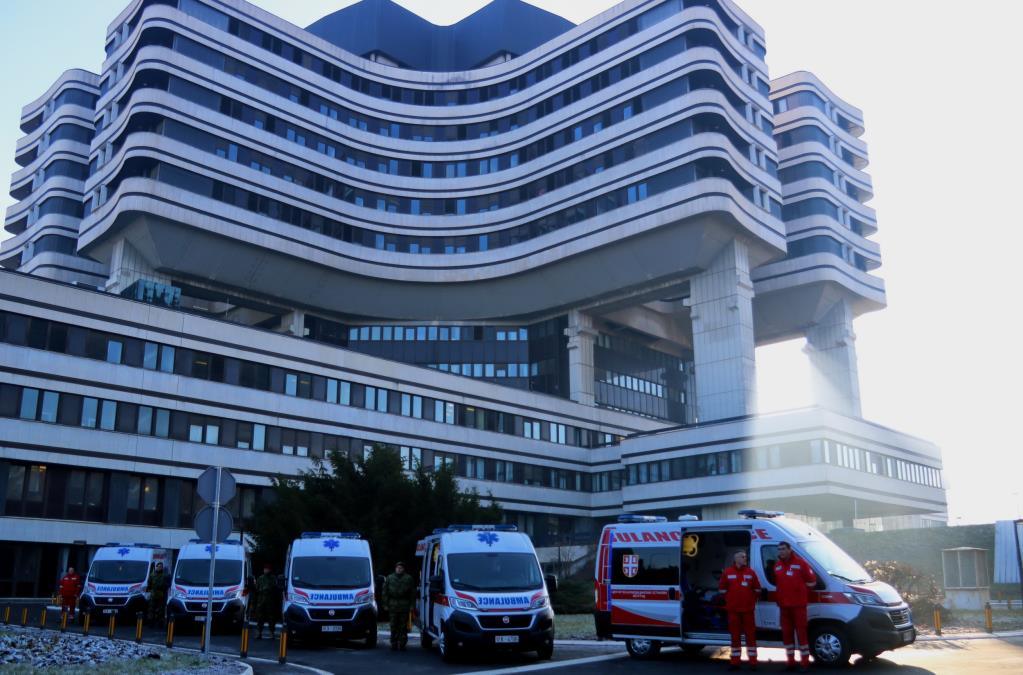 sok-rekord-na-vma,-750-pregleda-i-10-infarkta-za-jednu-noc?!-lekari-tako-nesto-ne-pamte,-ali-primetili-neobicnu-pojavu!-na-ovo-se-ljudi-sad-najcesce-povreduju sok-rekord-na-vma,-750-pregleda-i-10-infarkta-za-jednu-noc?!-lekari-tako-nesto-ne-pamte,-ali-primetili-neobicnu-pojavu!-na-ovo-se-ljudi-sad-najcesce-povreduju