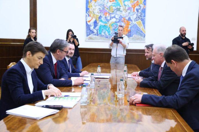susret-na-andricevom-vencu:-vucic-razgovarao-s-kopmanom-pa-zajedno-prisustvovali-sastanku-operativnog-tima-za-pristupanje-srbije-eu-(foto)