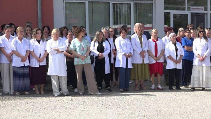 pusteni-na-slobodu:-ukinut-pritvor-za-sedmoro-srpskih-direktora-sa-centralnog-kim