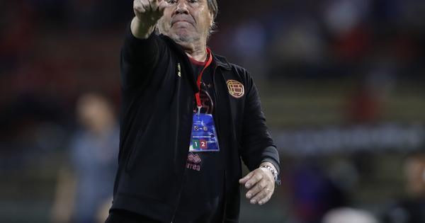 svercovao-se-u-vozu-sa-maradonom,-pa-prodat-za-gradski-autobus!-neverovatna-zivotna-prica-o-“rusu”:-od-slepog-putnika-do-heroja-nacije! svercovao-se-u-vozu-sa-maradonom,-pa-prodat-za-gradski-autobus!-neverovatna-zivotna-prica-o-“rusu”:-od-slepog-putnika-do-heroja-nacije!