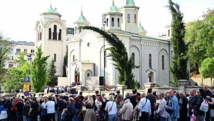 tacno-vreme-odlaska-casnog-pojasa-iz-beograda:-evo-do-kada-vernici-mogu-da-se-poklone-najvecoj-svetinji-u-hramu-svetog-save