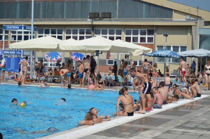 dan-kupanja-na-bazenima-u-srbiji-vec-od-100-dinara:-na-ovim-lokacijama-je-besplatno,-detaljan-cenovnik