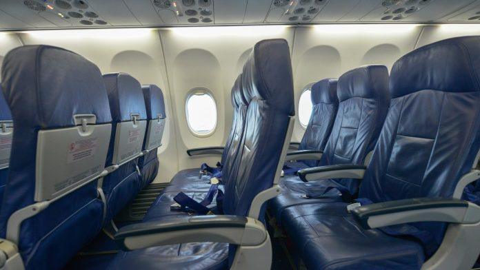 nova-pravila-kod-niskotarifnog-avio-prevoznika:-ako-putujete-sa-decom-u-evropu,-ovo-bi-trebalo-da-znate-pre-kupovine-karte