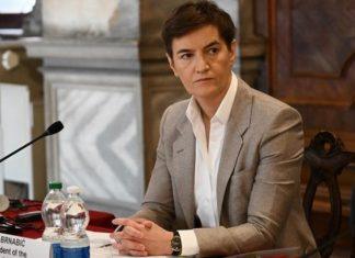 BLOKADERI NA APARATIMA: Venecijanska komisija pohvalila opet Srbiju, Ana Brnabić ponosno predstavila svoju zemlju blokaderi-na-aparatima:-venecijanska-komisija-pohvalila-opet-srbiju,-ana-brnabic-ponosno-predstavila-svoju-zemlju