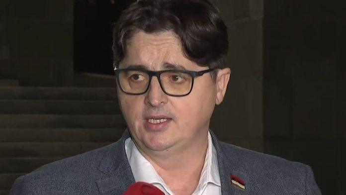 mrdic:-usaglasili-smo-zakone-sa-venecijanskom-komisijom,-primenicemo-preporuke