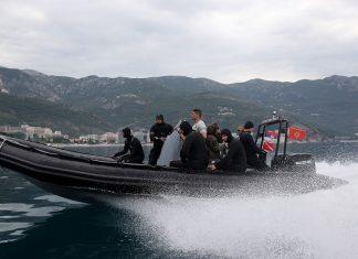 ZARONILI SMO NA 60 METARA SA ŽANDARMERIJOM Ovako izgleda najteža policijska obuka u dubinama mora (FOTO/VIDEO) zaronili-smo-na-60-metara-sa-zandarmerijom-ovako-izgleda-najteza-policijska-obuka-u-dubinama-mora-(foto/video)