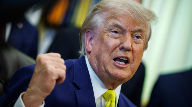 Трамп:-Постигнут-је-договор-са-Ираном,-САД-укидају-поморску-блокаду Трамп:-Постигнут-је-договор-са-Ираном,-САД-укидају-поморску-блокаду