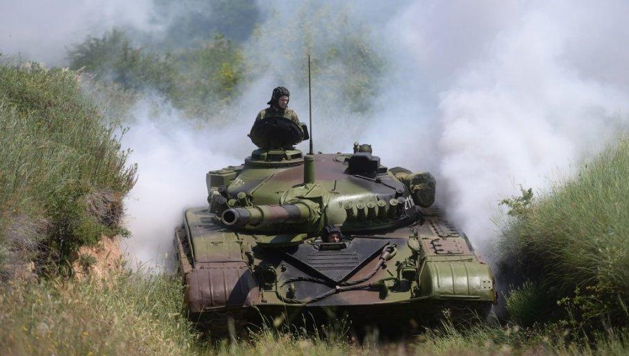 grmi-srpski-oklop:-u-toku-redovna-obuka-tenkista-vojske-srbije-na-poligonu-kod-nisa-(foto/video) grmi-srpski-oklop:-u-toku-redovna-obuka-tenkista-vojske-srbije-na-poligonu-kod-nisa-(foto/video)