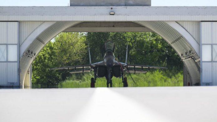 tezak-udarc-sveznika-za-kijev:-poljska-ne-odustaje,-ili-dobijamo-tehnologiju-dronova-ili-neme-mig-29