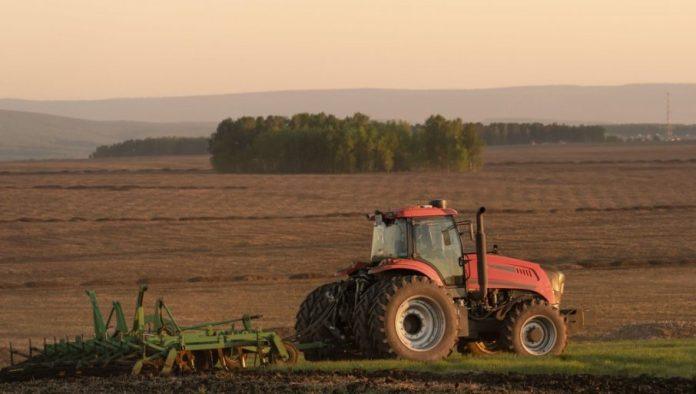 malo-slicnosti,-malo-razlike:-koji-i-kakav-motor-odabrati-za-traktor?
