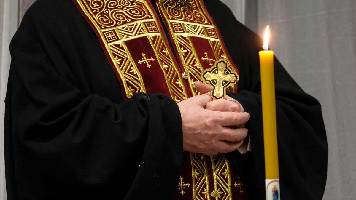 kakvu-penziju-primaju-svestenici-u-srbiji,-mnogi-imaju-pogresnu-predstavu kakvu-penziju-primaju-svestenici-u-srbiji,-mnogi-imaju-pogresnu-predstavu