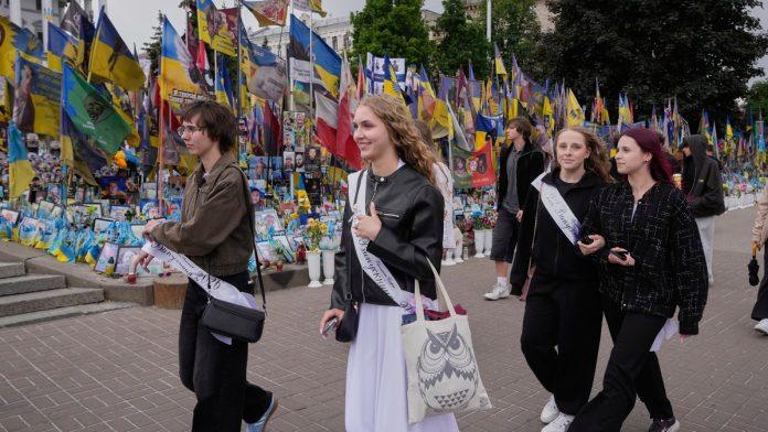 vecina-ukrajinaca-zeli-promenu-vlasti-nakon-zavrsetka-rata:-evo-koliko-gradana-zeli-da-zelenski-ode