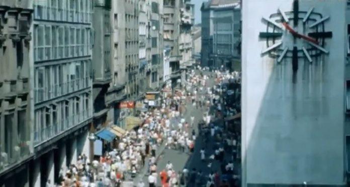 kako-je-ljubav-jednog-boze-i-njegove-drage-1987.-zagorcao-yu-socijalizam:-zbog-veceg-stana-morali-da-nadu-treceg-partnera?!-izbor-je-pao-na-raspustenike!