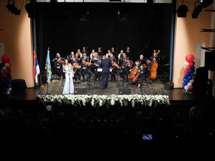 grad-koji-postuje-korene-i-ne-ogranicava-svoje-horizonte-loznica-obelezila-dan-grada-i-160-godina-otkako-je-postala-varos-(foto)