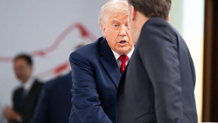 deonice-su-skakale-kao-rakete!-trampov-“versajski-gambit”:-izmedu-straha-od-ekonomske-katastrofe-i-pritiska-berzi-–-zasto-je-predsednik-popustio-iranu?