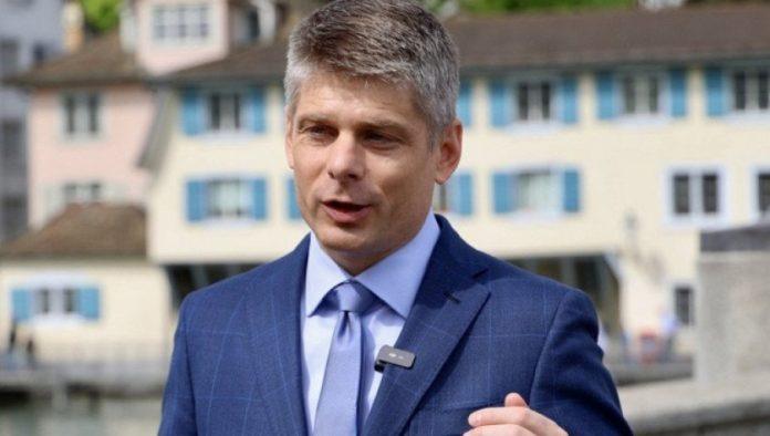 francuz-iz-vlade-srbije-upozorio-evropu:-srbi-na-kim-stradaju-zbog-vere,-gubitak-srpskih-svetinja-je-i-gubitak-za-vas-(video)