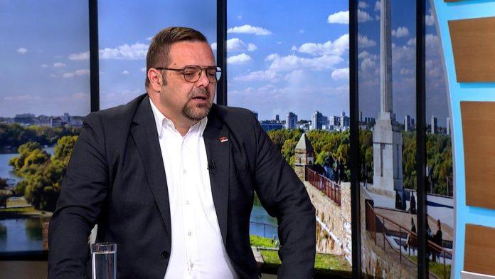 “eu-ne-moze-da-trazi-od-srbije-ono-sto-nije-ni-od-jedne-clanice”-dane-stanojcic-poslao-jasnu-poruku:-kim-je-deo-srbije-i-ne-sme-da-bude-uslov-za-ulaz-u-eu!