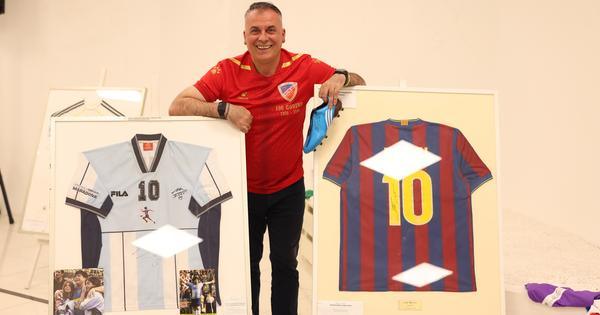 “dacu-ti-restoran,-zenu-i-cerku-za-ovaj-dres!”-srbin-iz-banjaluke-cuva-maradoninu-svetinju-i-milionsku-kolekciju-zbog-koje-je-i-fifa-reagovala!-/video/ “dacu-ti-restoran,-zenu-i-cerku-za-ovaj-dres!”-srbin-iz-banjaluke-cuva-maradoninu-svetinju-i-milionsku-kolekciju-zbog-koje-je-i-fifa-reagovala!-/video/