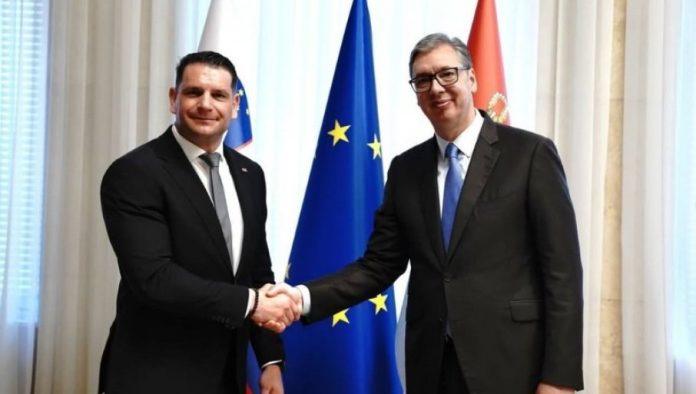 snazna-poruka-iz-regiona:-slovenija-cvrsto-uz-srbiju-i-politiku-predsednika-vucica