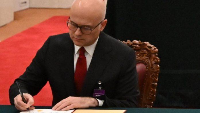 gradani-bi-platili-ako-nasednemo-na-podvalu-blokadera:-lider-sns-vucevic-o-podlom-scenariju-i-politicaru-dokicu